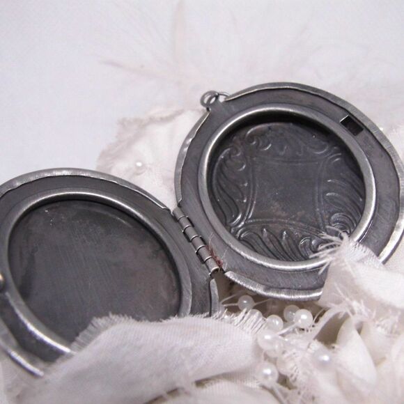 Nautical birthday anniversary Sea Green Frosted Mermaid Locket Cameo Necklace - Picture 6 of 7